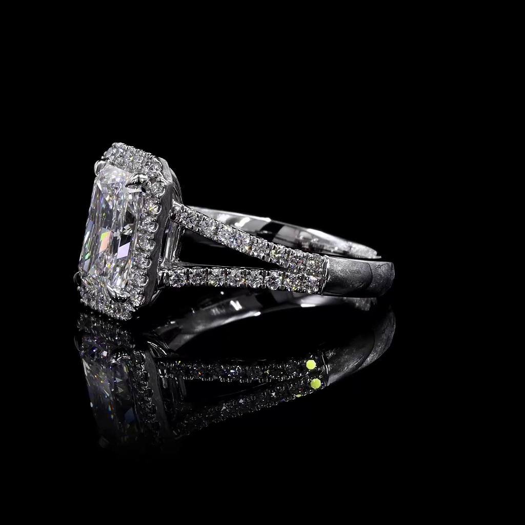 4.87 Cts 14k White Gold Radiant Shape Split Shank Ring - Image 3