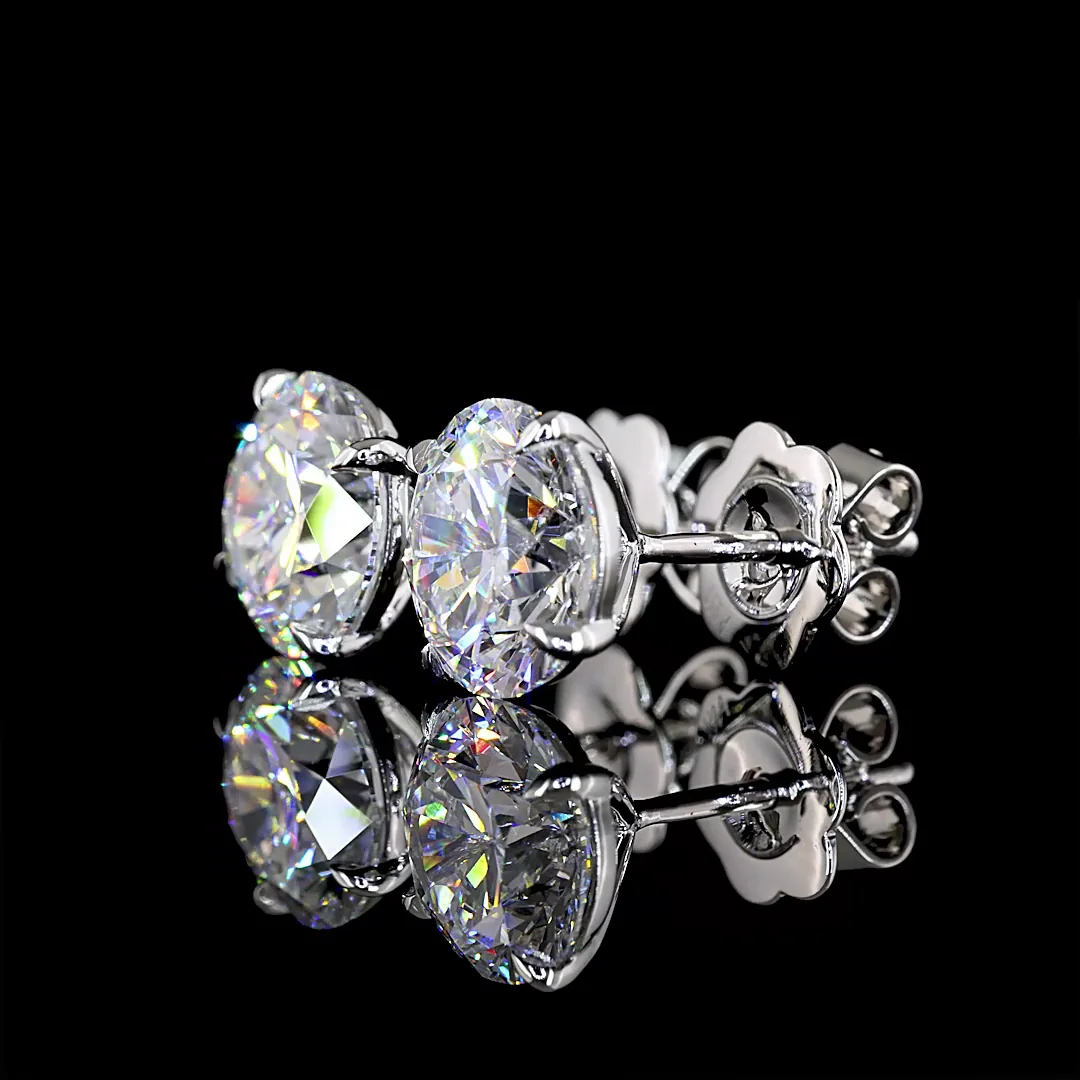 4.25 Cts Platinum Round Shape Studs Earring - Image 4