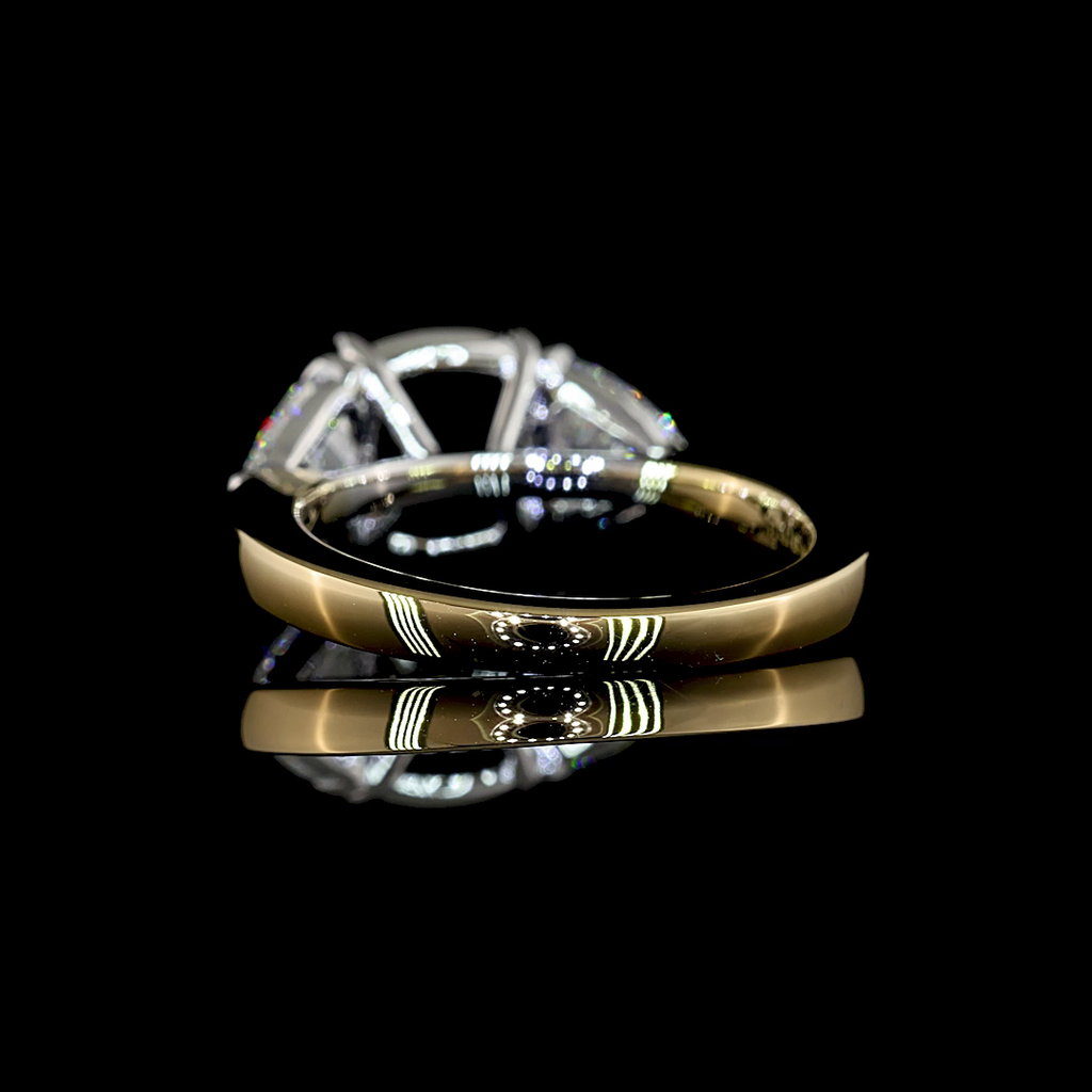 4.76 Cts 14k Two Tone Cushion Modified Shape 3 Stones Ring - Image 4