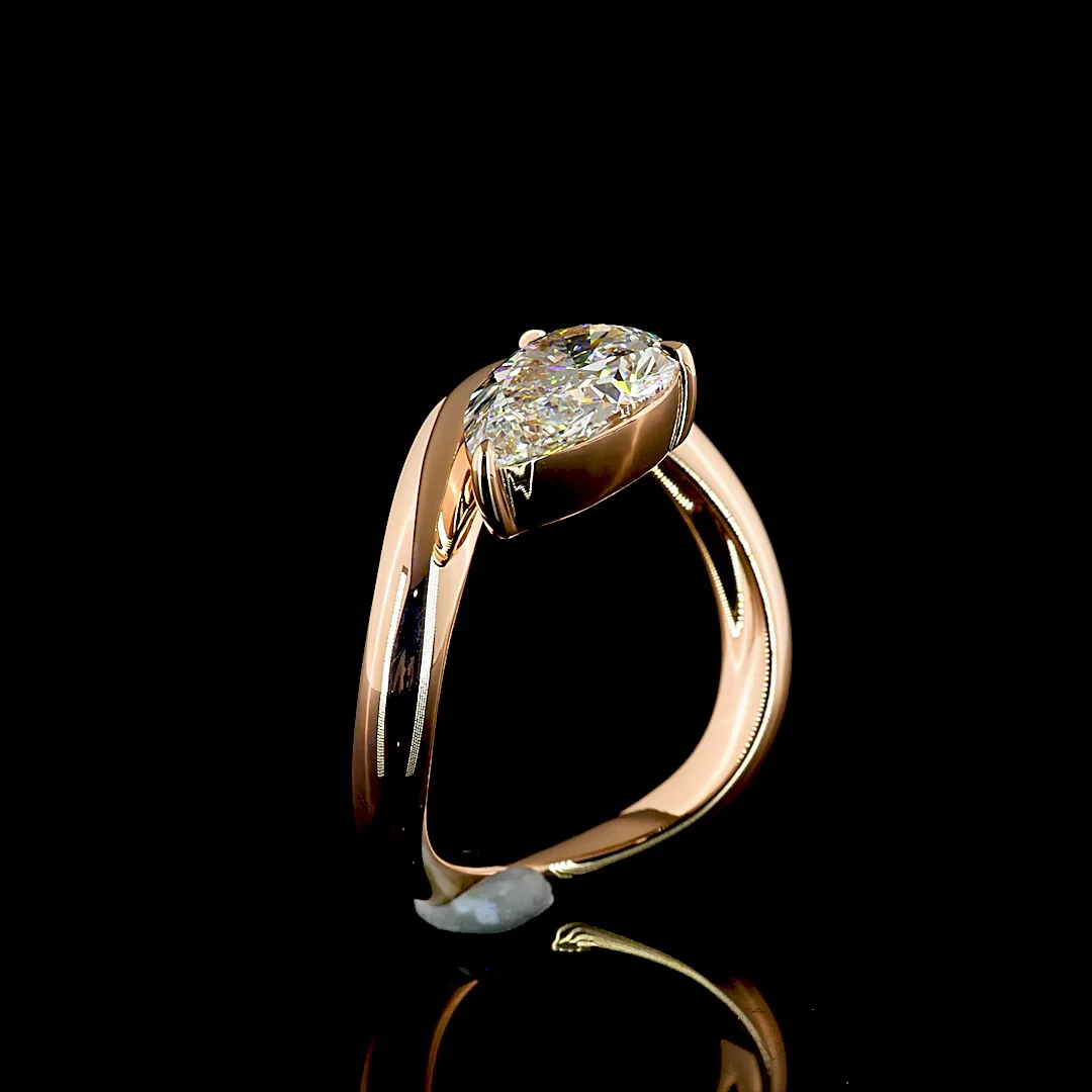 1.78 Cts 14k Yellow Gold Pear Shape Solitaire Ring - Image 4