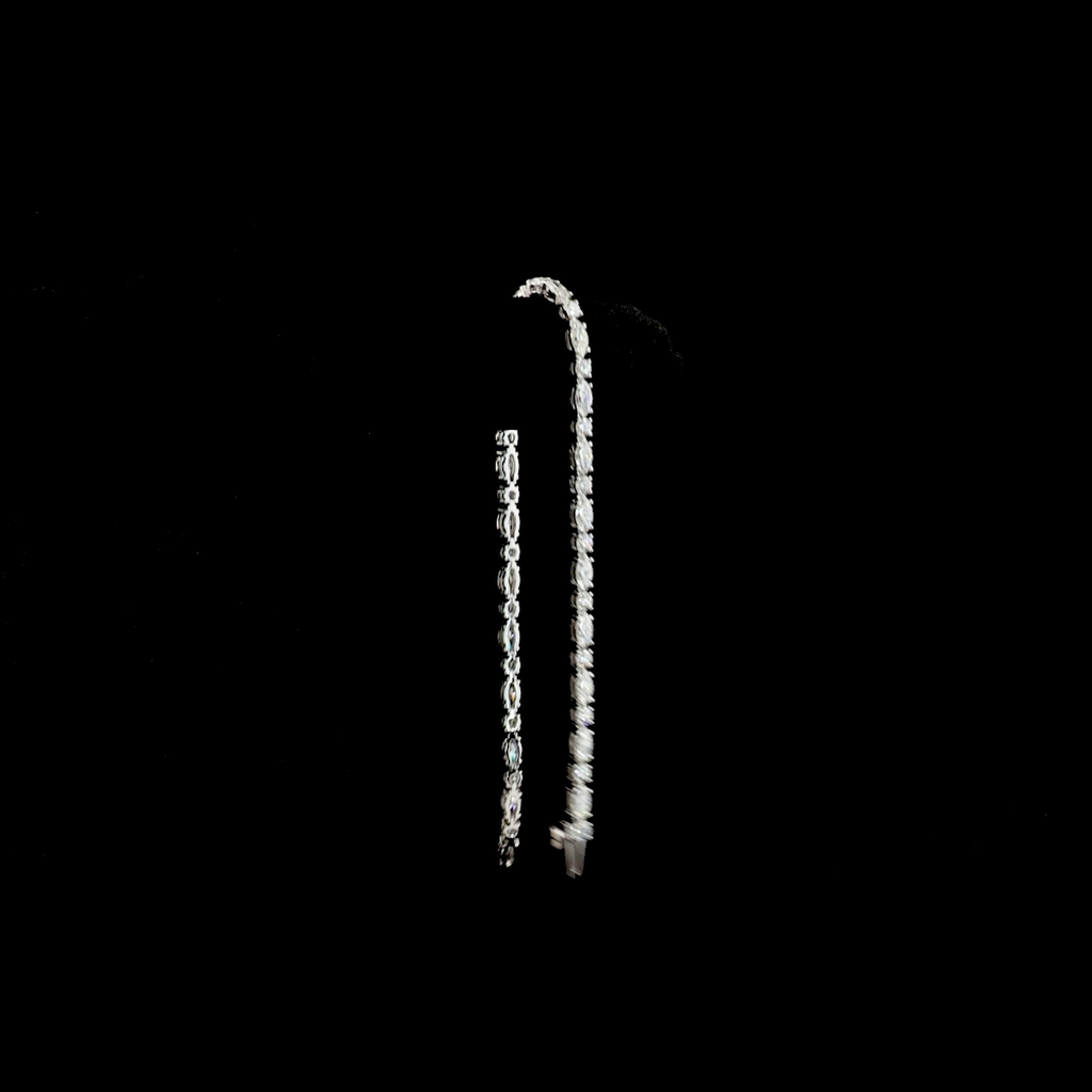 4.16 Cts 14k White Gold Marquise Shape Tennis Bracelet - Image 3