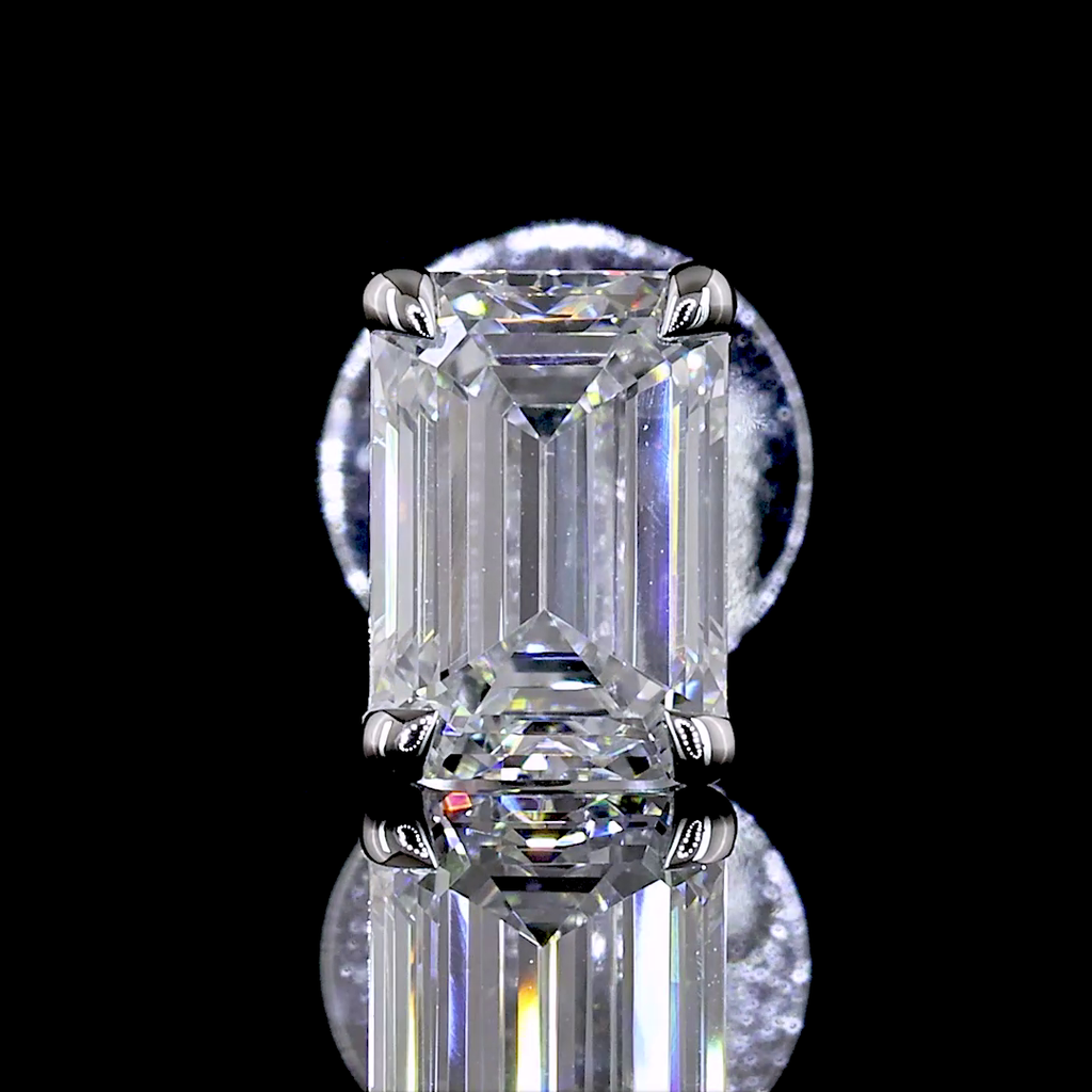 1.09 Cts 14k White Gold Emerald Shape Studs Earring - Image 2