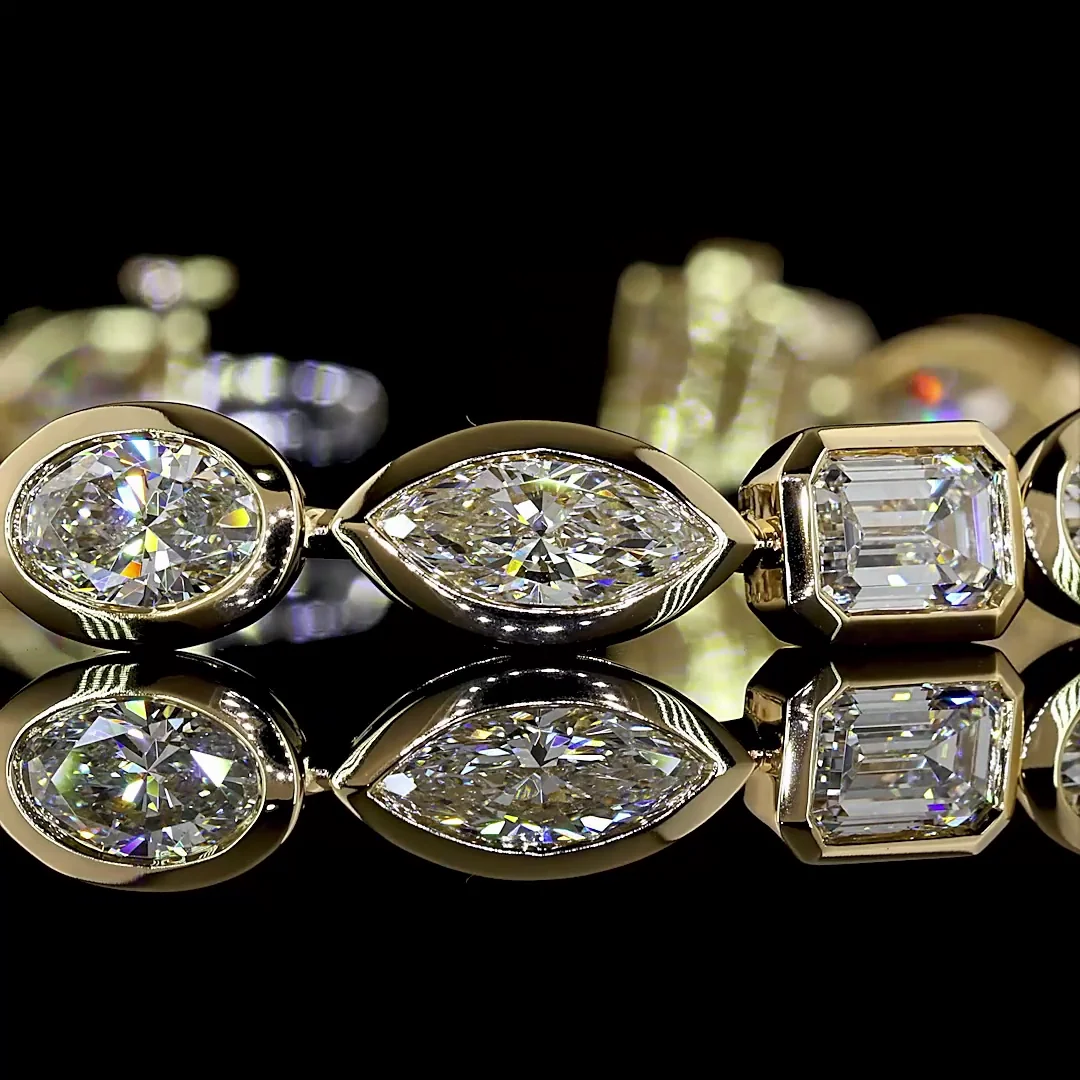 11.6 Cts 14k Yellow Gold Emerald Shape Tennis Bracelet - Image 2