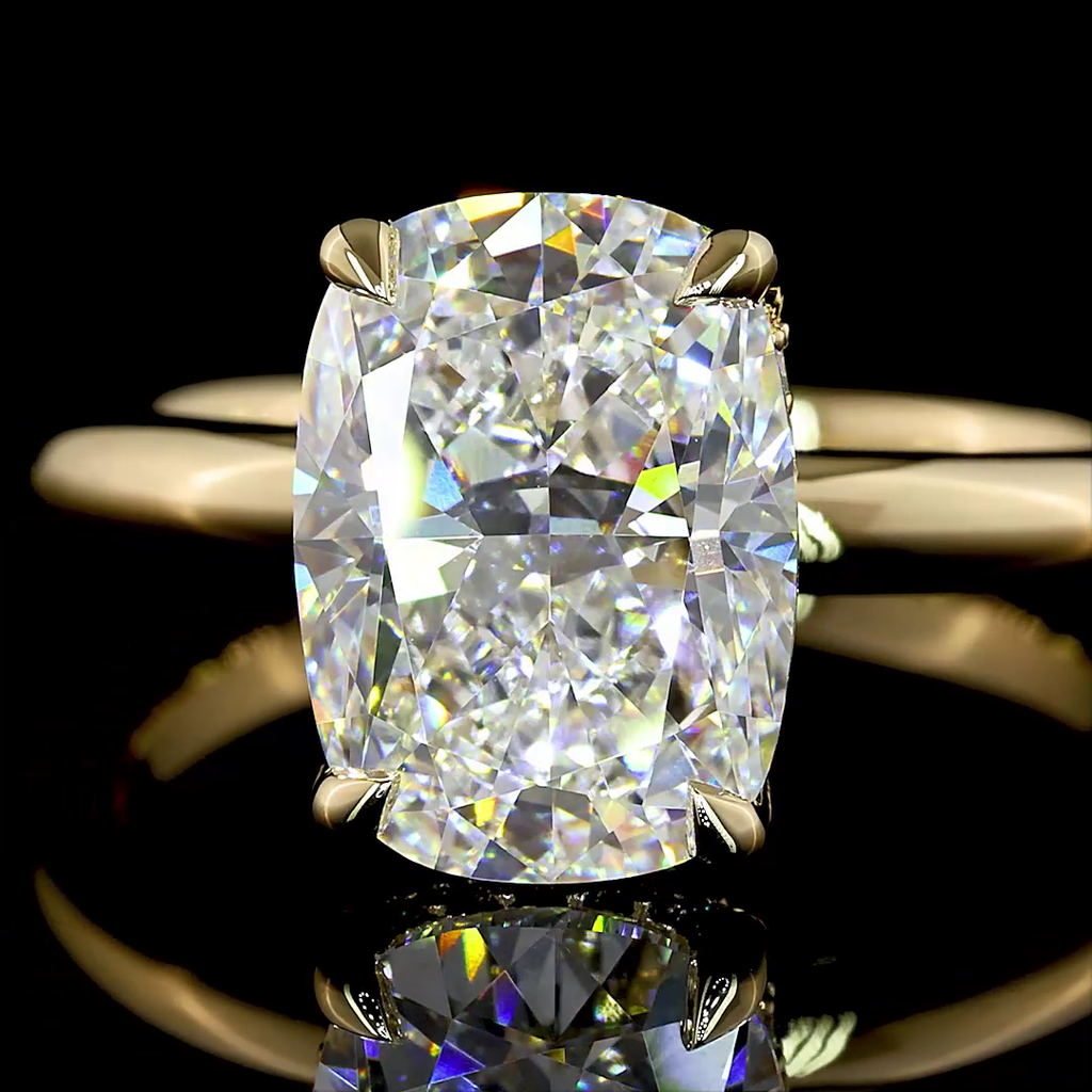 3.15 Cts 14k Yellow Gold Cushion Brilliant Shape Solitaire Ring - Image 3