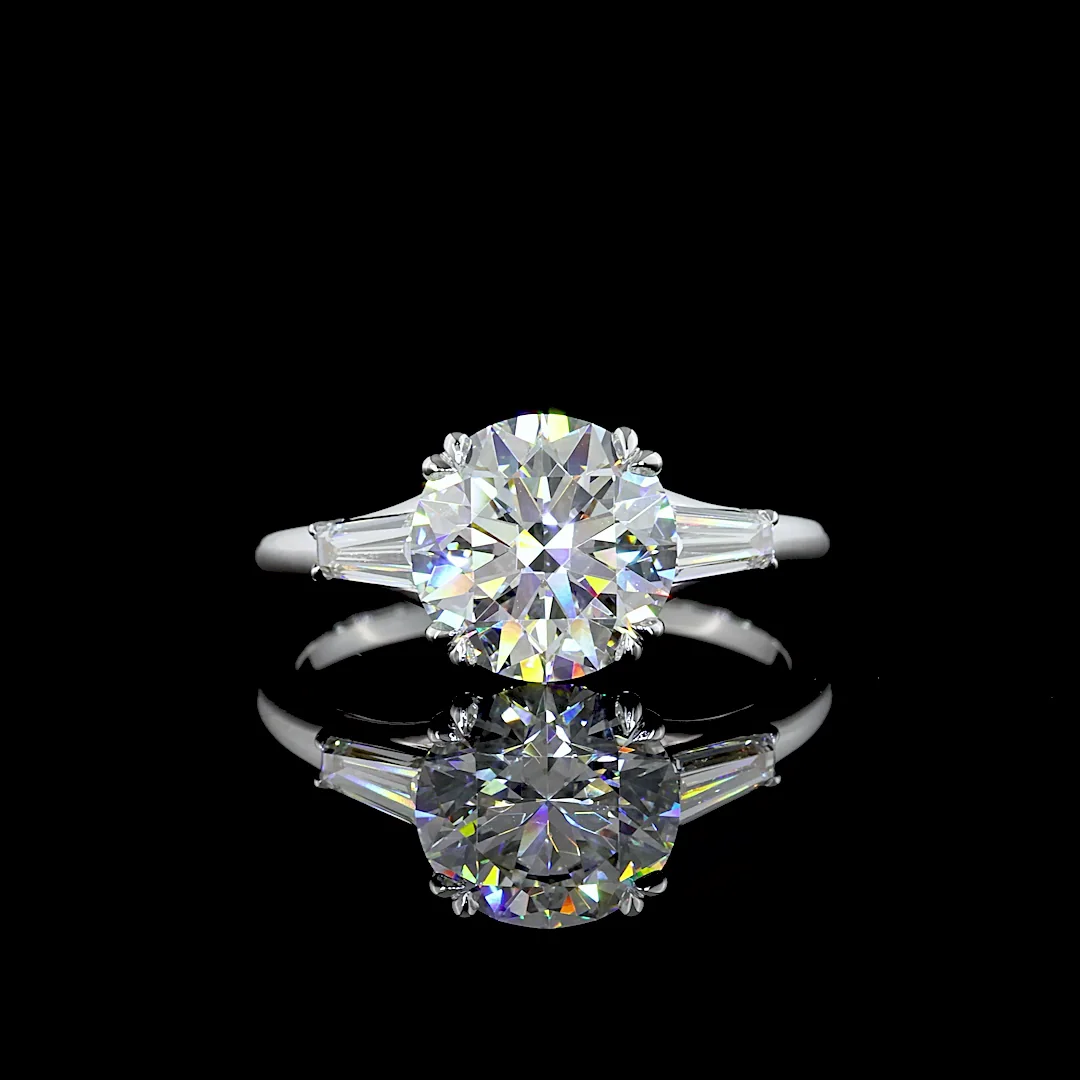 2.88 Cts 14k White Gold Round Shape 3 Stones Ring - Video