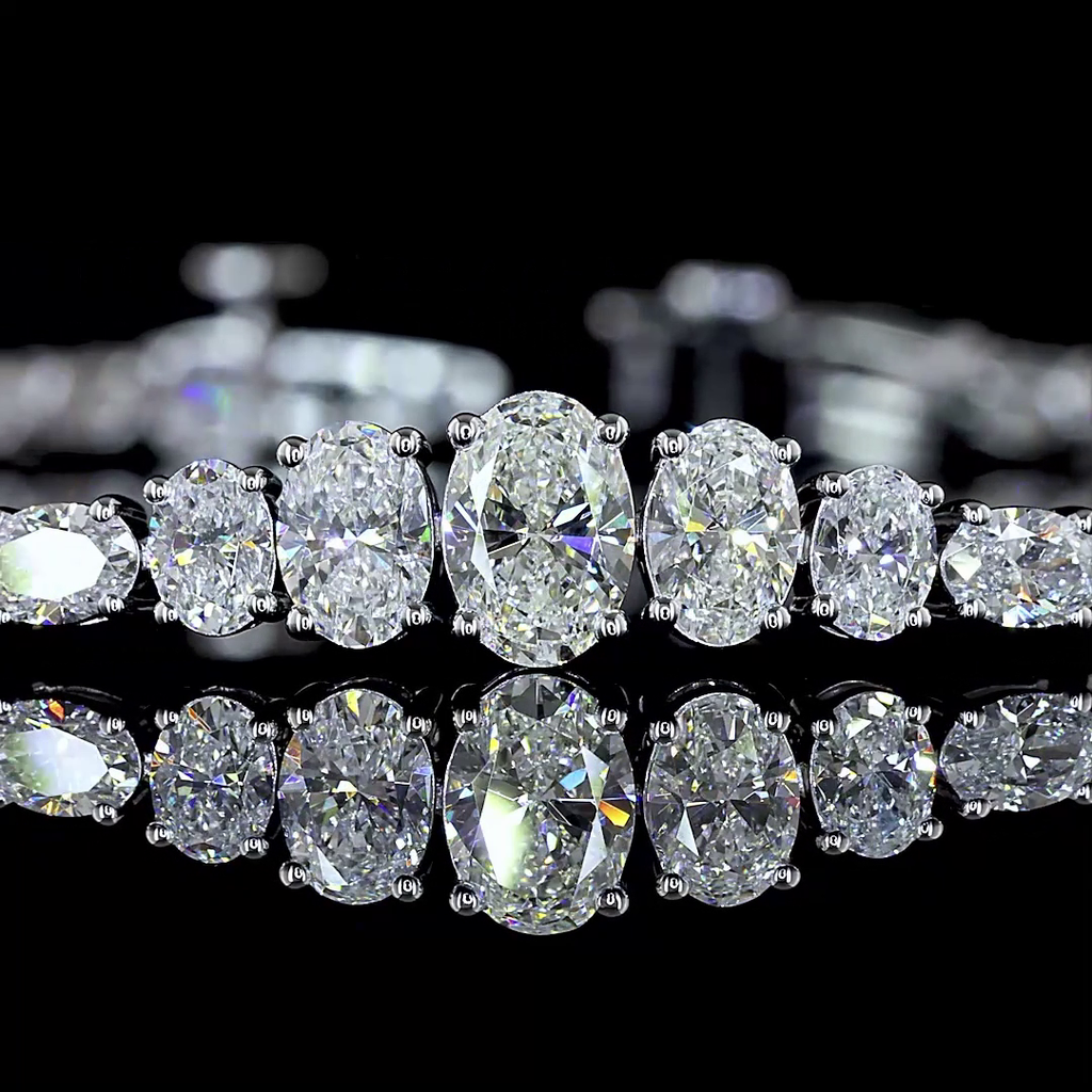 4.59 Cts 14k White Gold Oval Shape Riviera Bracelet - Image 2