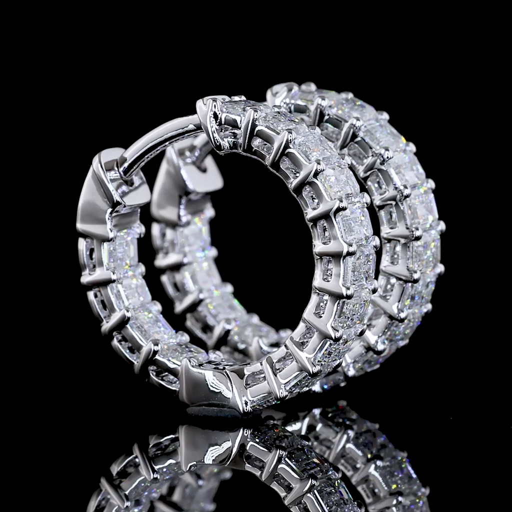 1.45 Cts 14k White Gold Emerald Shape Huggies Earring - Video