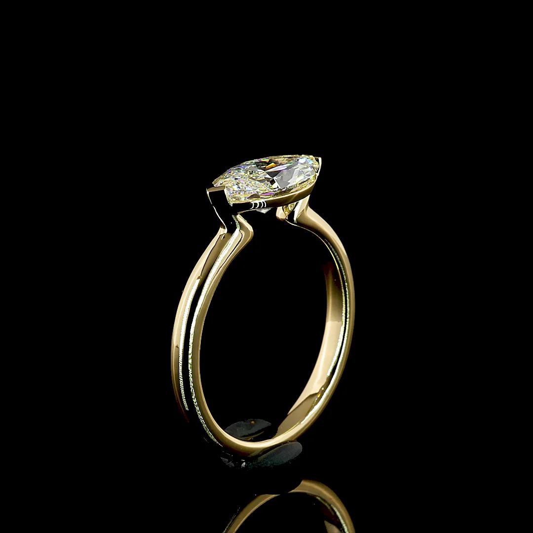1.5 Cts 14k Yellow Gold Marquise Shape Solitaire Ring - Image 4