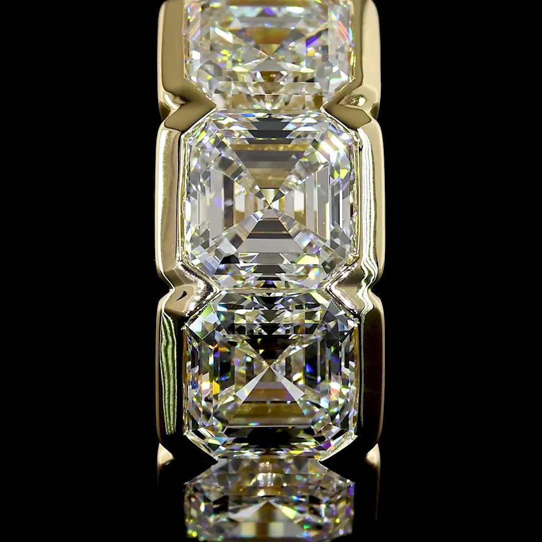 5.8 Cts 14k Yellow Gold Asscher Shape Huggies Earring - Image 2