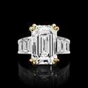 1.84 Cts 18k Yellow Gold - Platinum Emerald Shape Special Ring - Video