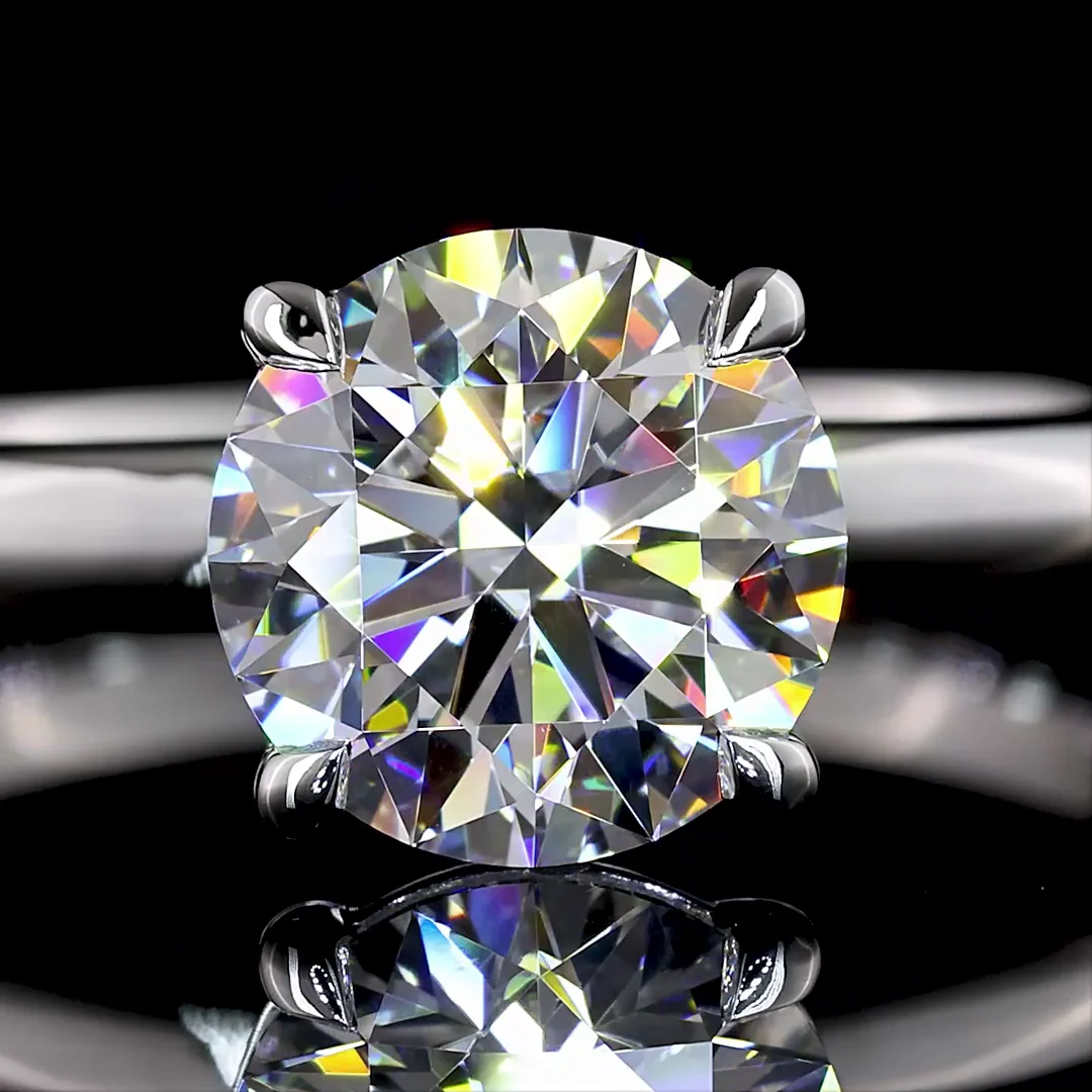 1.55 Cts 14k White Gold Round Shape Solitaire Ring - Image 3