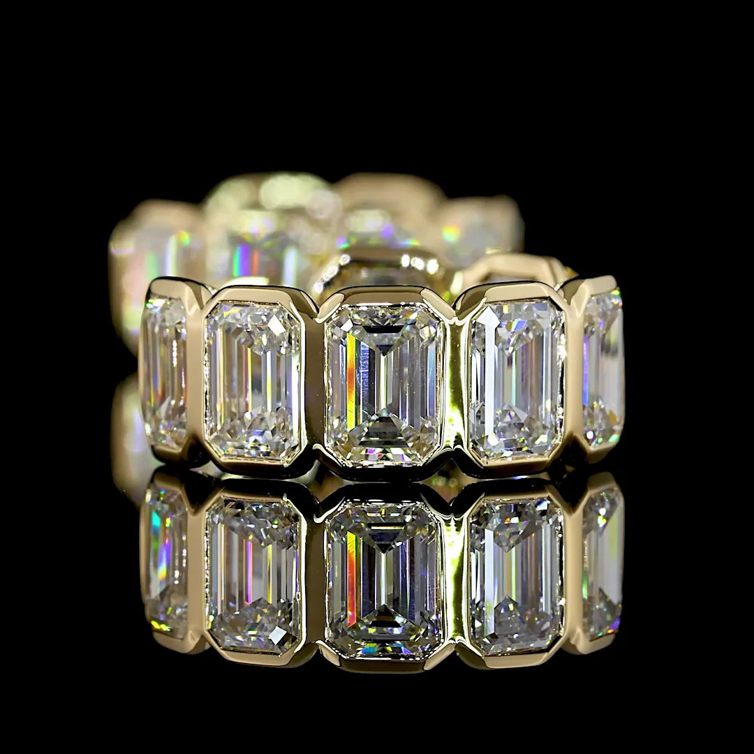 4.18 Cts 14k Yellow Gold Emerald Shape Huggies Earring - Image 2