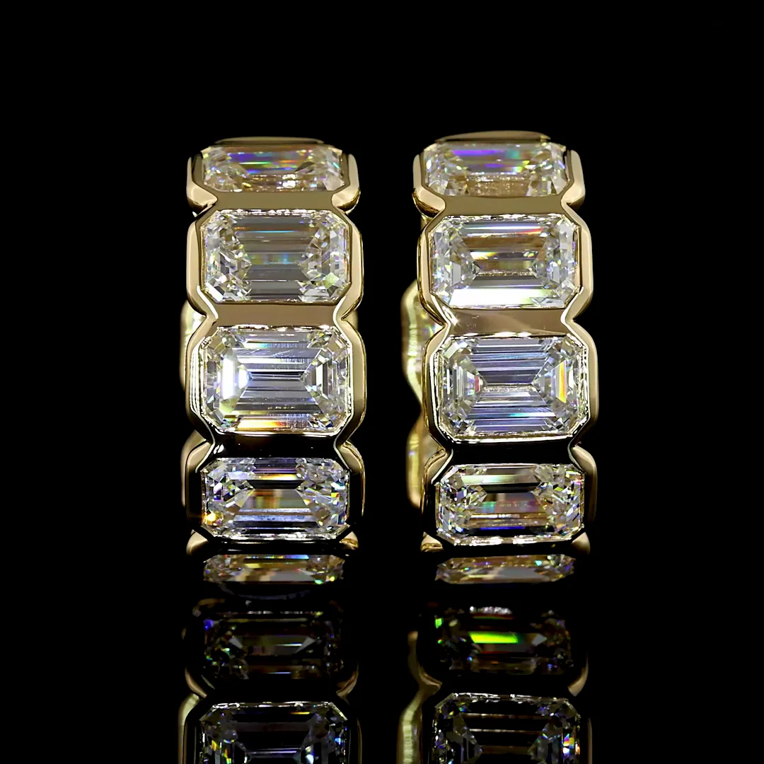 4.18 Cts 14k Yellow Gold Emerald Shape Huggies Earring - Video