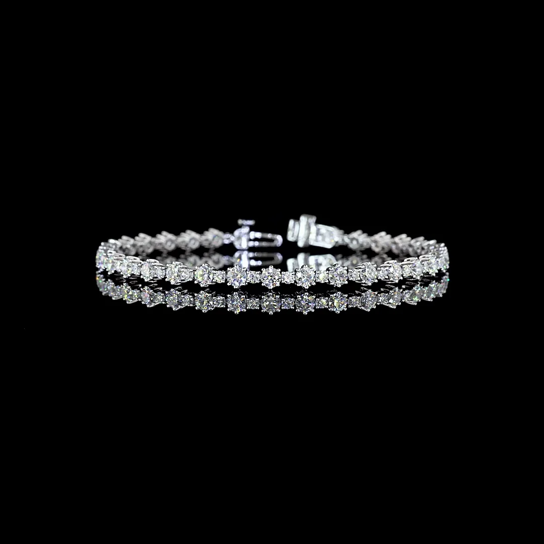 5.01 Cts 14k White Gold Round Shape Station Line Tennis Bracelet - Video