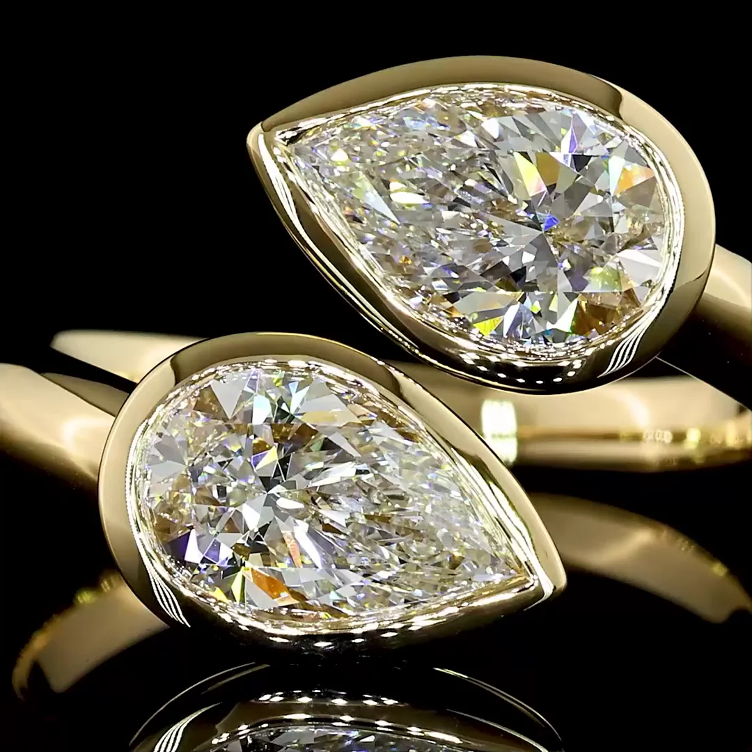 1.95 Cts 14k Yellow Gold Pear Shape Special Ring - Image 3