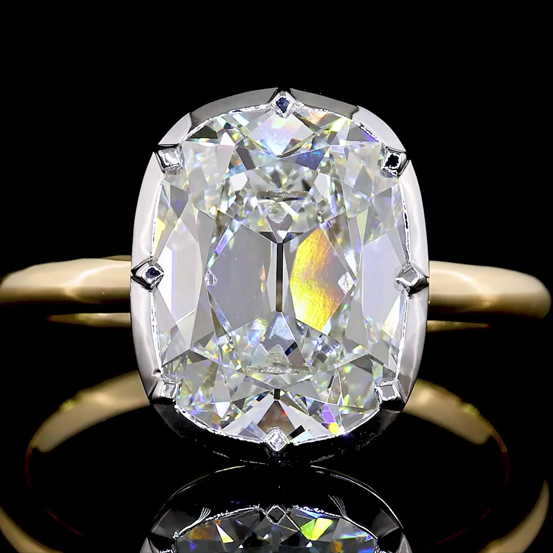 4.21 Cts 14k Two Tone Antique Cushion Shape Solitaire Ring - Image 3