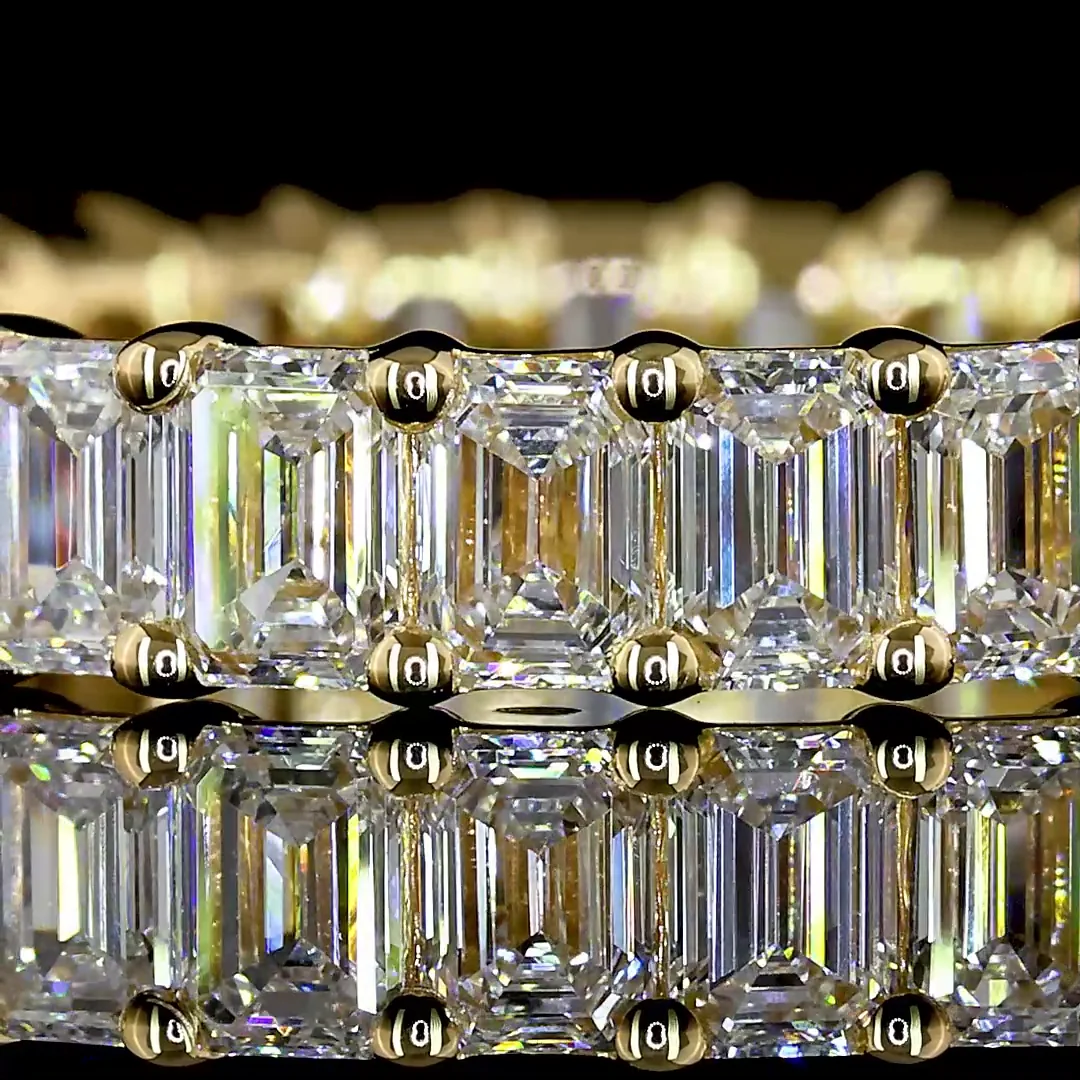 2.85 Cts 18k Yellow Gold Emerald Shape Eternity Band Eternity Band - Image 3