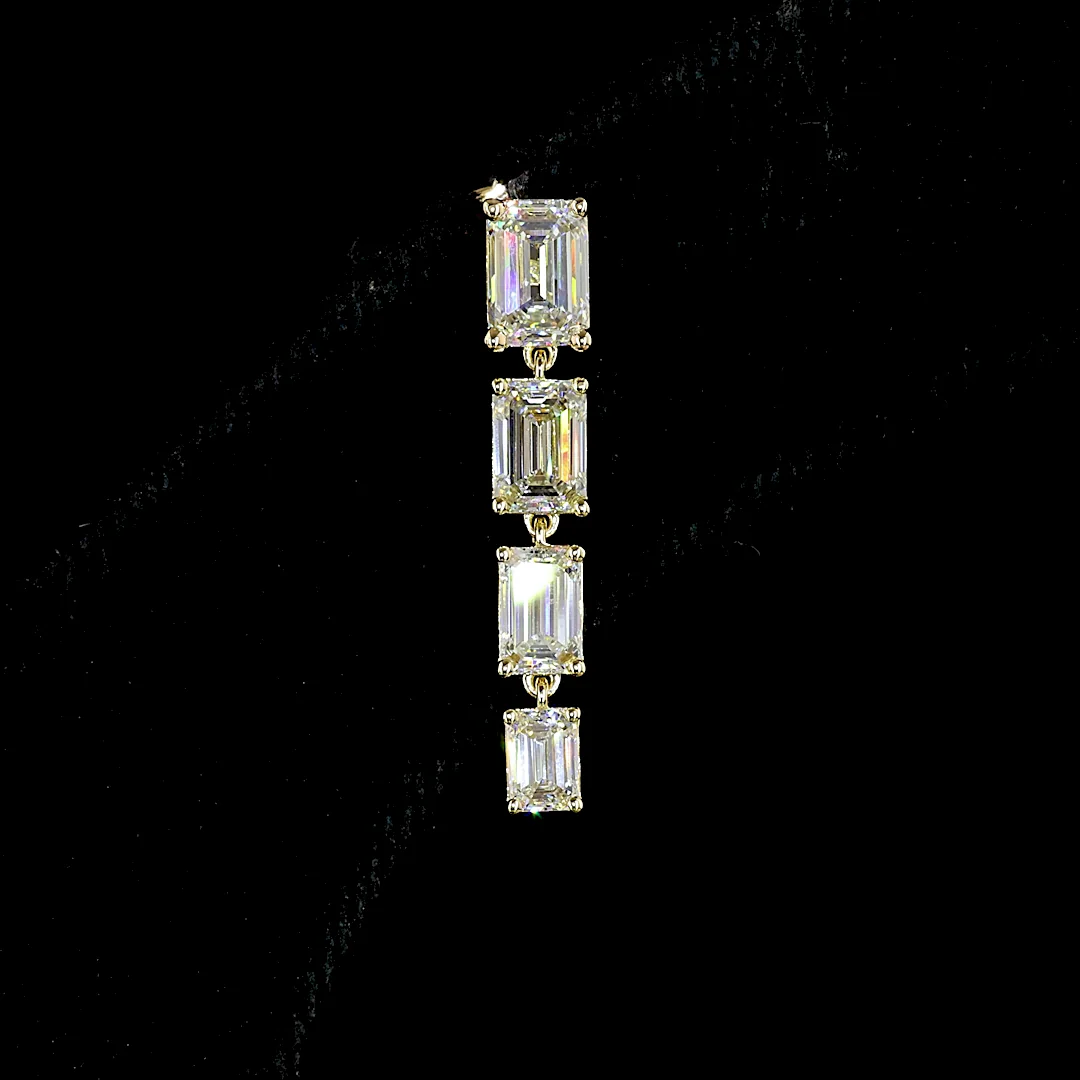 2.61 Cts 14k Yellow Gold Emerald Shape Hanging Earring - Image 3