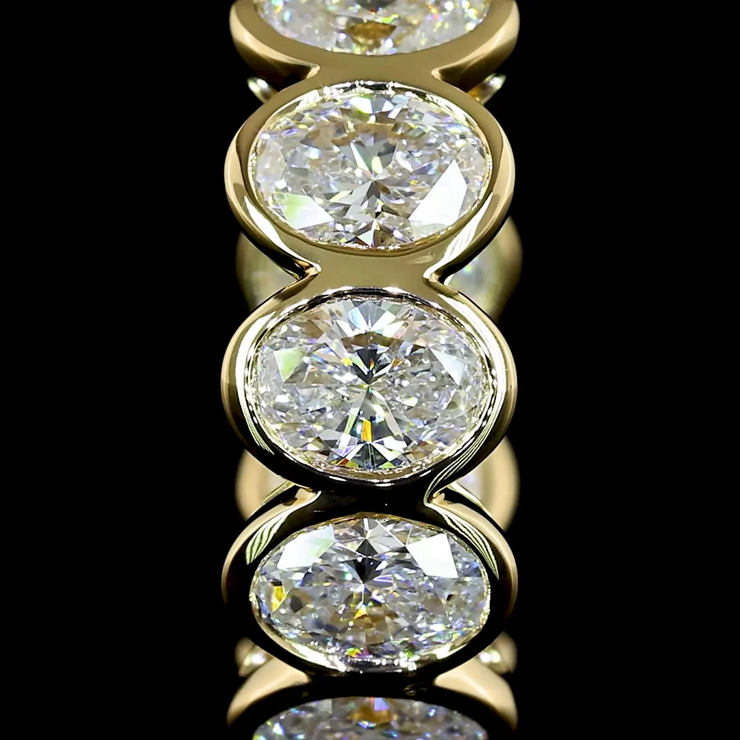 1.95 Cts 14k Yellow Gold Oval Shape Huggies Earring - Image 2