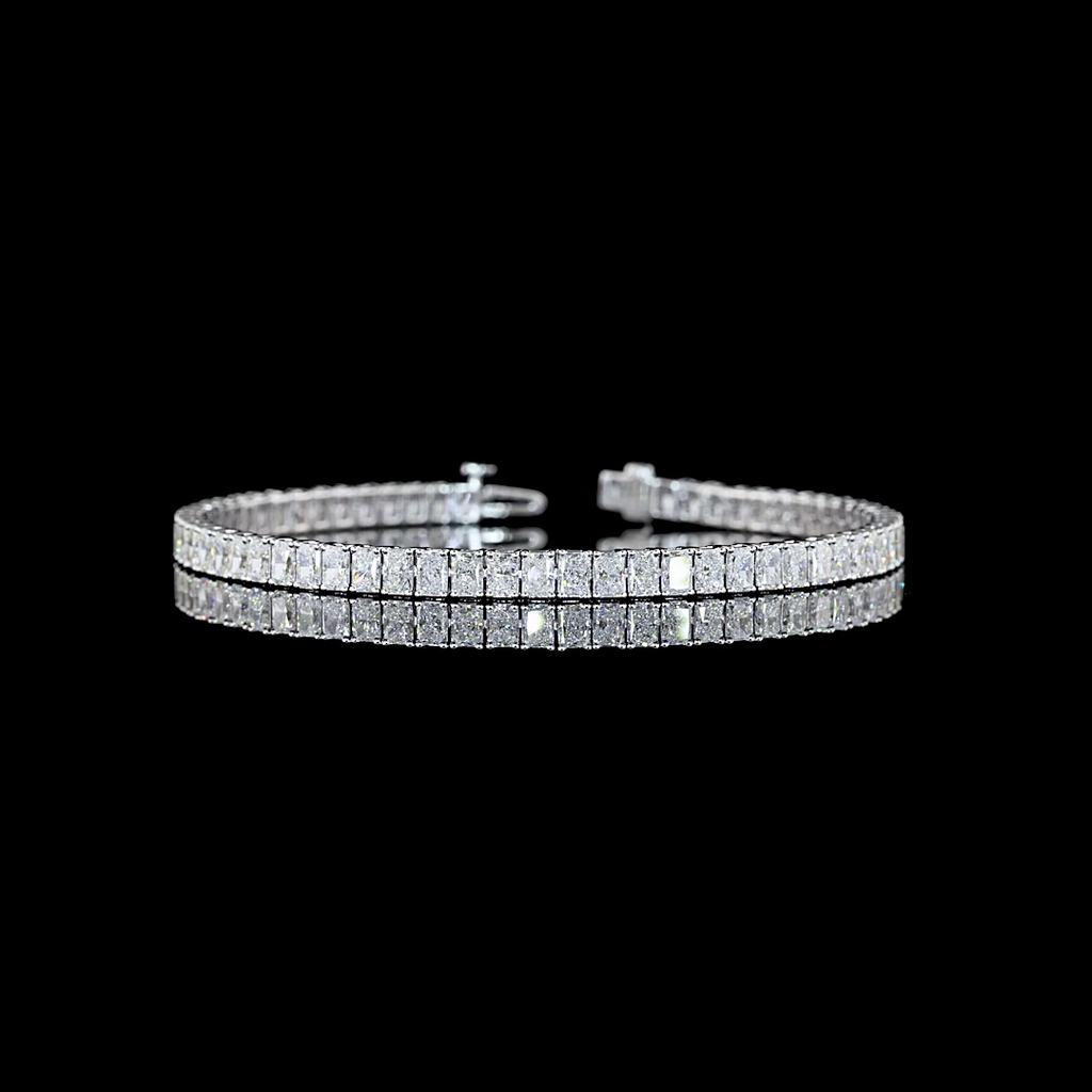 7.79 Cts 14k White Gold Radiant Shape Tennis Bracelet - Video