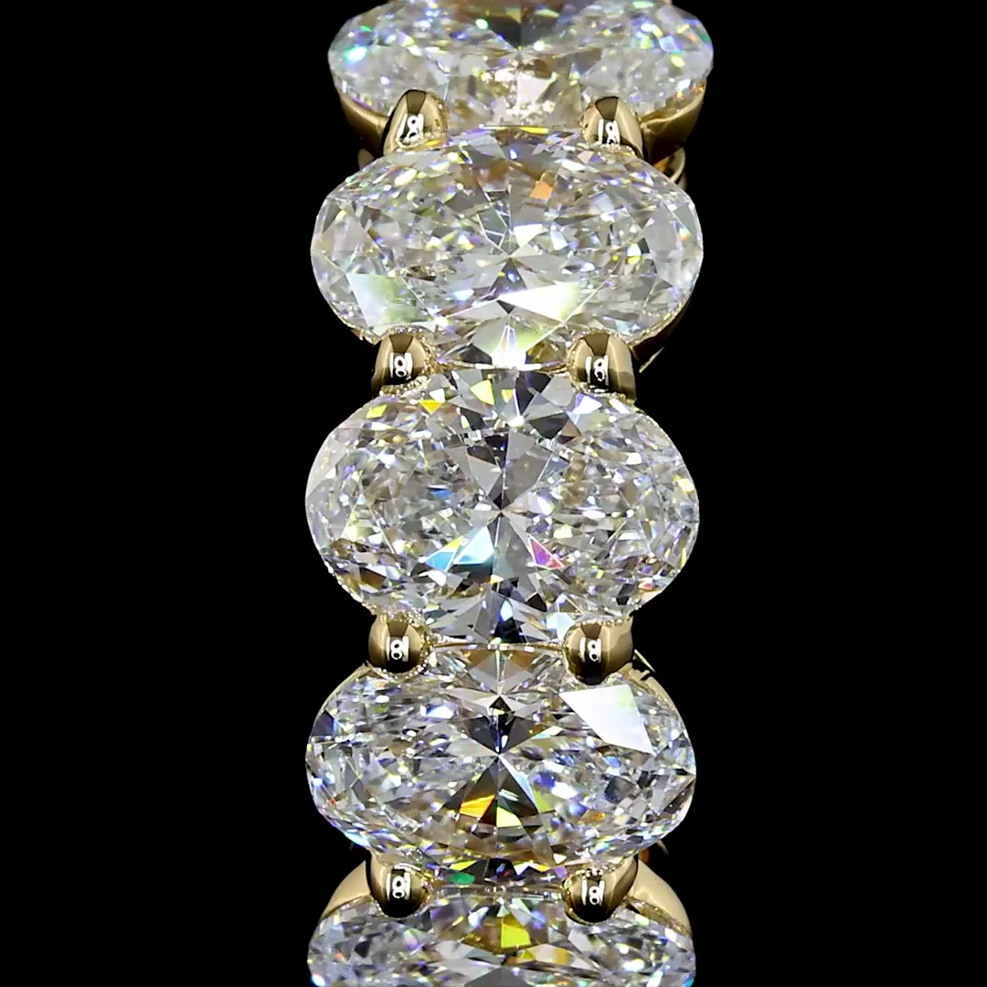 2.08 Cts 14k Yellow Gold Oval Shape Huggies Earring - Image 3