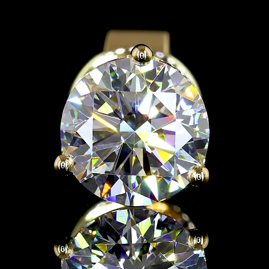 1.44 Cts 18k Yellow Gold Round Shape Martini Earring - Image 2