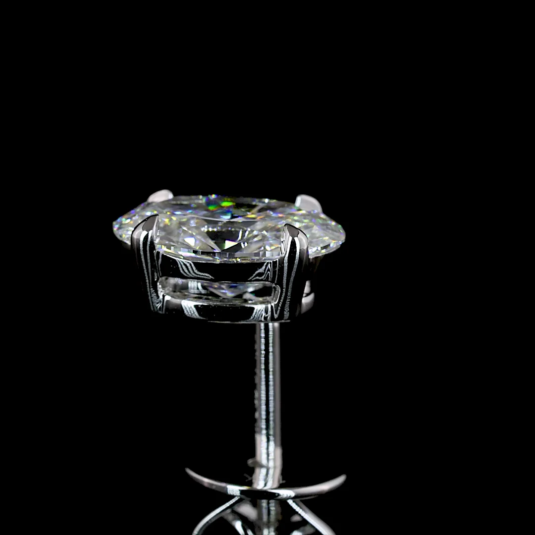 1.55 Cts 18k White Gold Oval Shape Studs Earring - Image 4