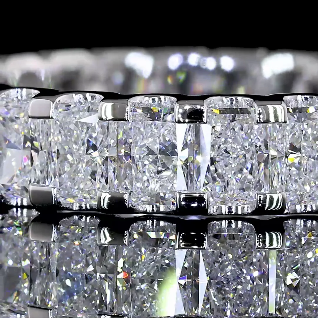 2.57 Cts Platinum Radiant Shape Eternity Band Eternity Band - Image 3