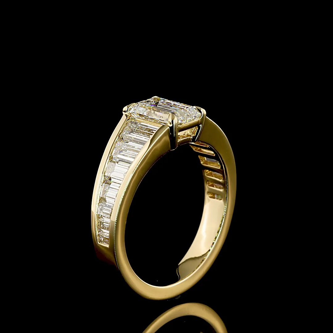 2.97 Cts 14k Yellow Gold Emerald Shape Special Ring - Image 4