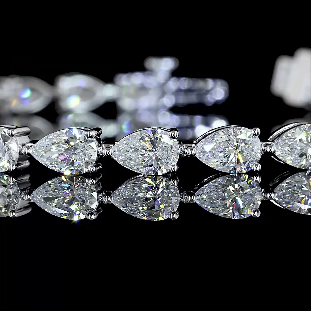 9.21 Cts 14k White Gold Pear Shape Tennis Bracelet - Image 2