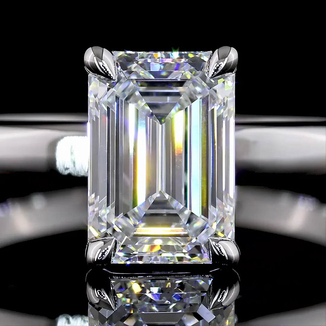 1.52 Cts 14k White Gold Emerald Shape Solitaire Ring - Image 3