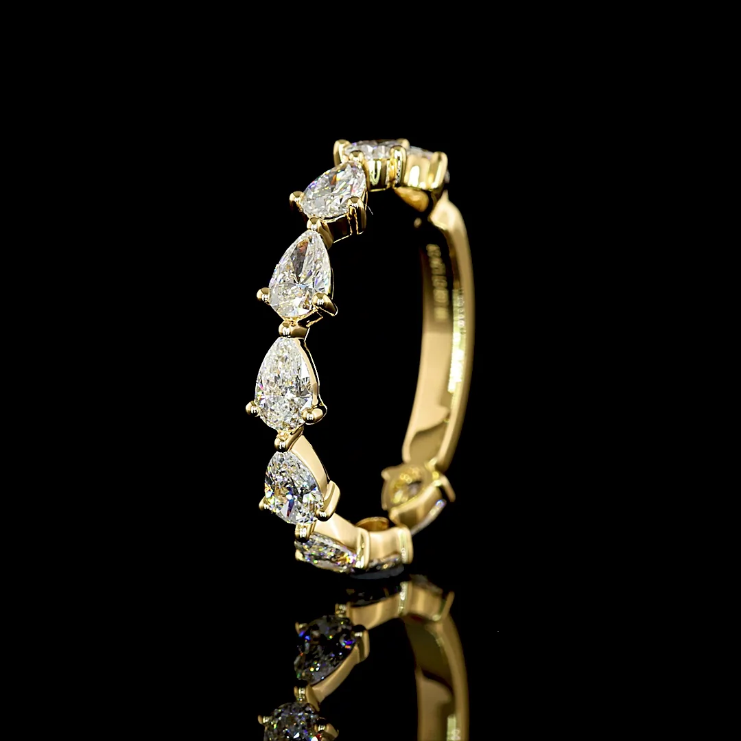 1.24 Cts 18k Yellow Gold Pear Shape 3/4 Band Eternity Band - Image 4