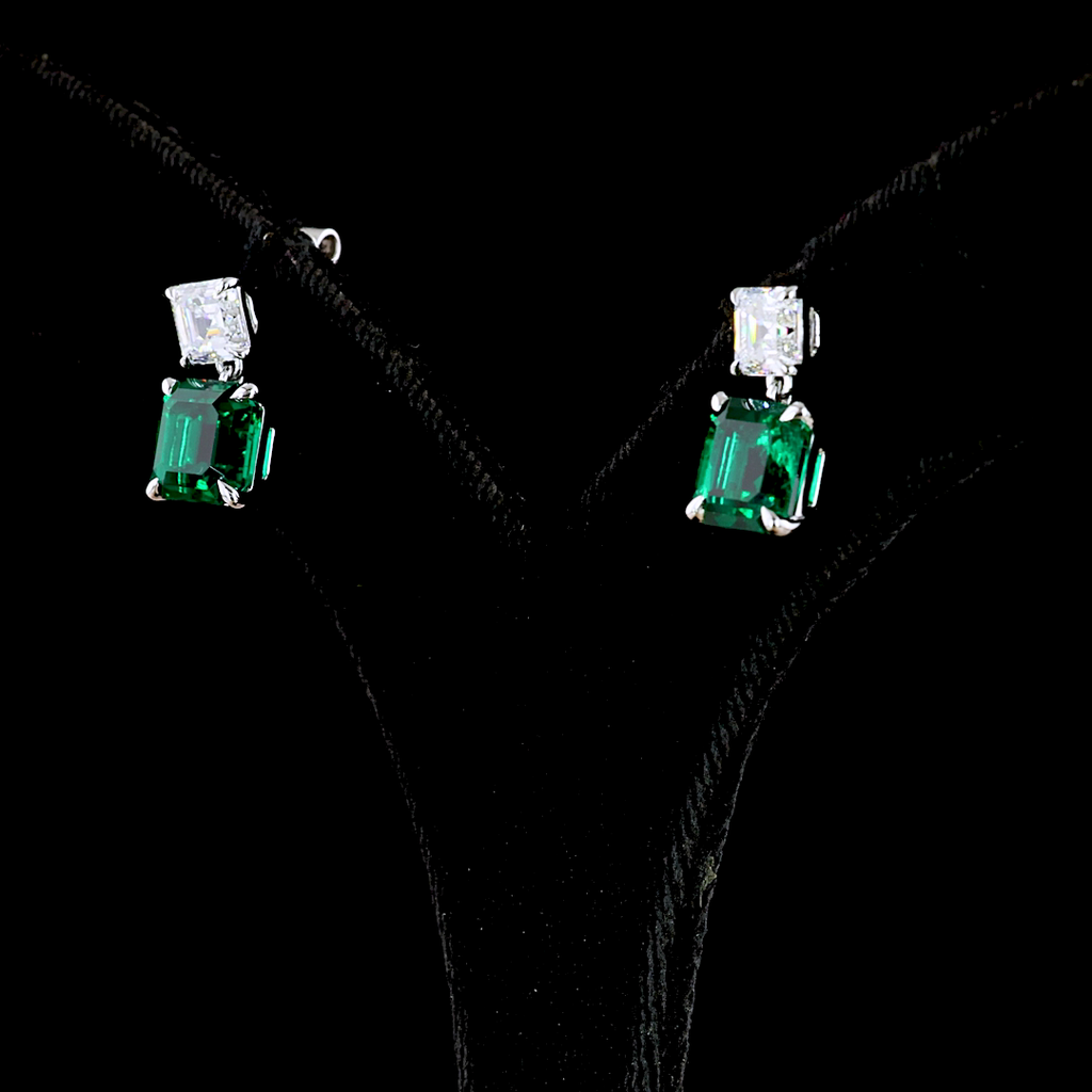 5.75 Cts 14k White Gold Asscher Shape Hanging Earring - Video