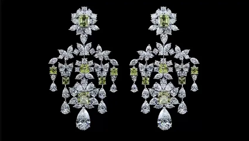 40.53 Cts 18k White Gold Mix Shape Special Earring - Video