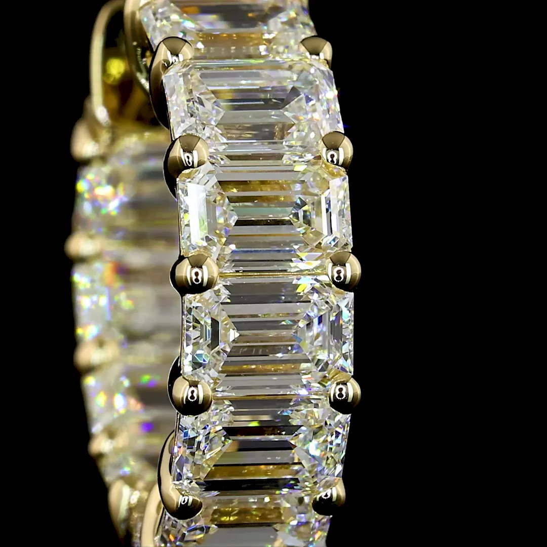 2.98 Cts 14k Yellow Gold Emerald Shape Huggies Earring - Image 3