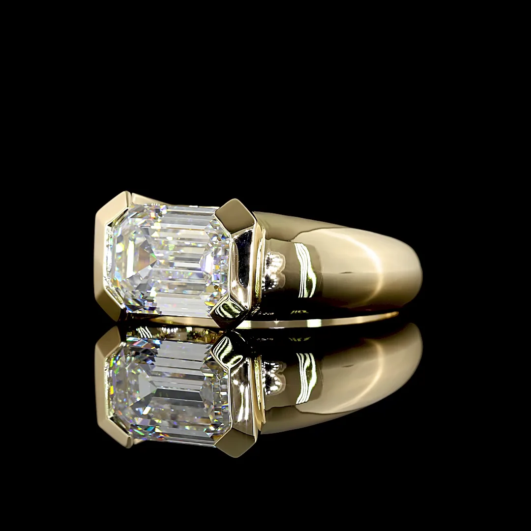 3.01 Cts 14k Yellow Gold Emerald Shape Solitaire Ring - Image 4