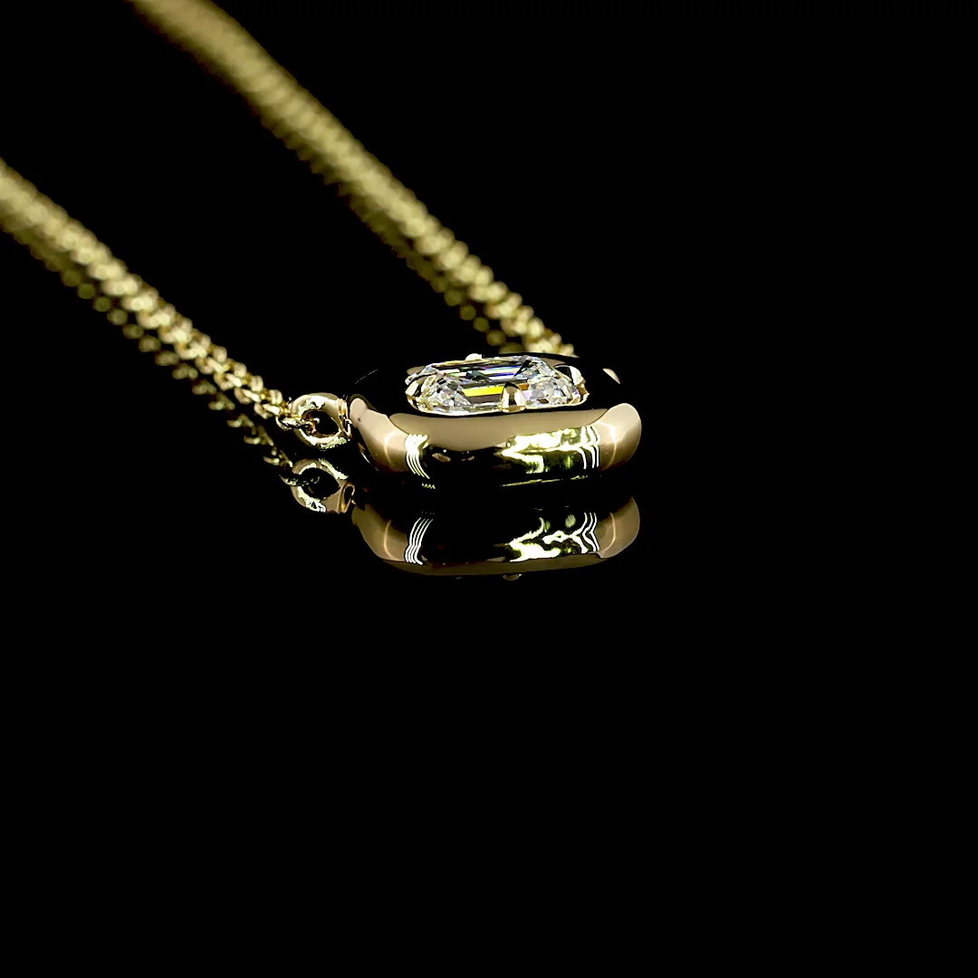 0.26 Cts 14k Yellow Gold Emerald Shape Solitaire Pendant - Image 2