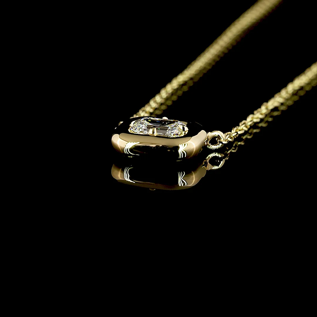 0.26 Cts 14k Yellow Gold Emerald Shape Solitaire Pendant - Image 4