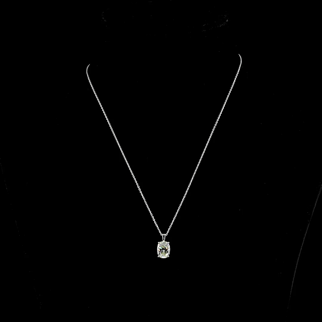 2.51 Cts 14k White Gold Cushion Brilliant Shape Solitaire Pendant - Video