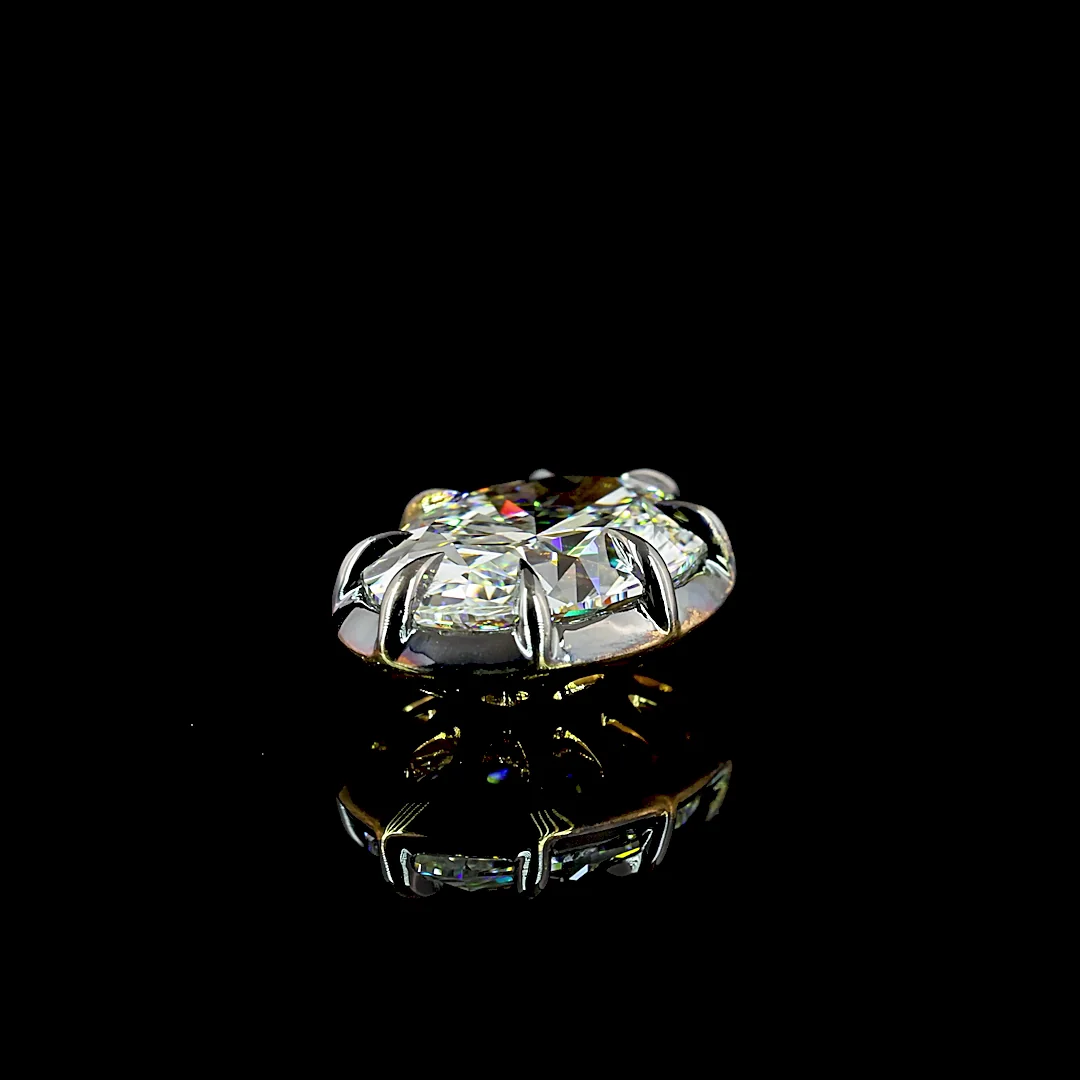 1.55 Cts 14k Yellow Gold Oval Shape Solitaire Pendant - Video