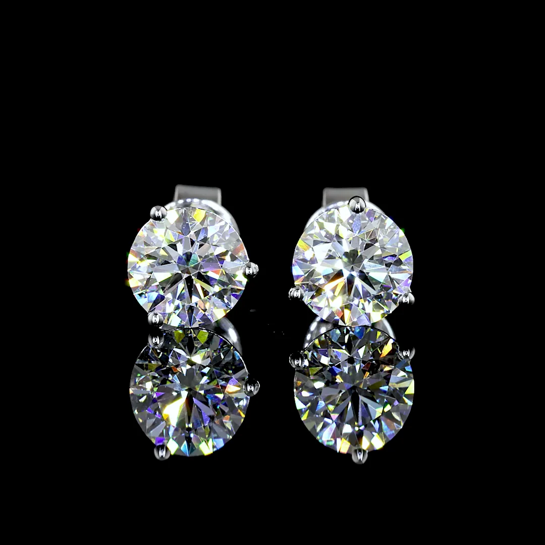 1.82 Cts 14k White Gold Round Shape Martini Earring - Video