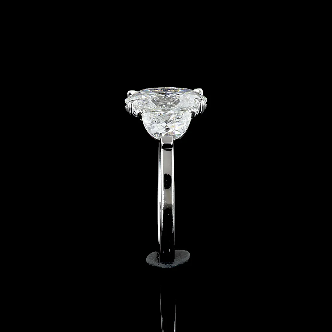 3.07 Cts 14k White Gold Oval Shape 3 Stones Ring - Video