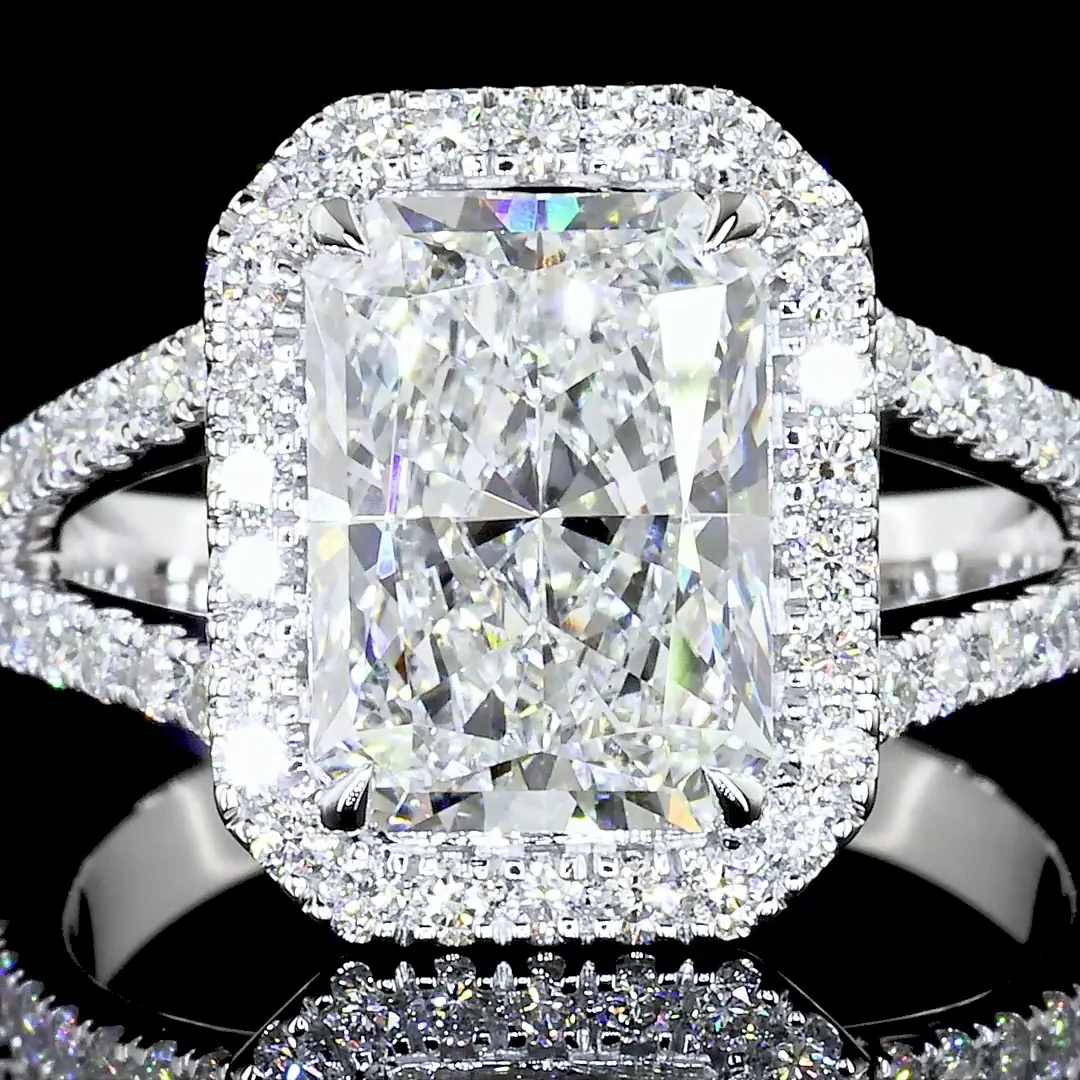 3.8 Cts 14k White Gold Radiant Shape Split Shank Ring - Image 2