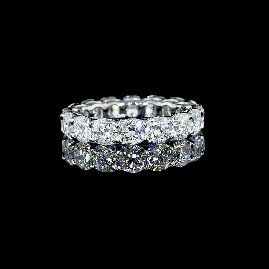 5.03 Cts Platinum Square Cushion Brilliant Shape Eternity Band Eternity Band - Video