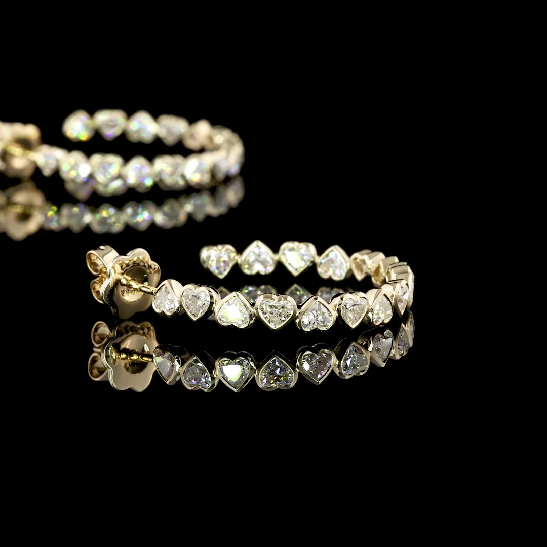 3.34 Cts 14k Yellow Gold Heart Shape C Hoops Earring - Image 4