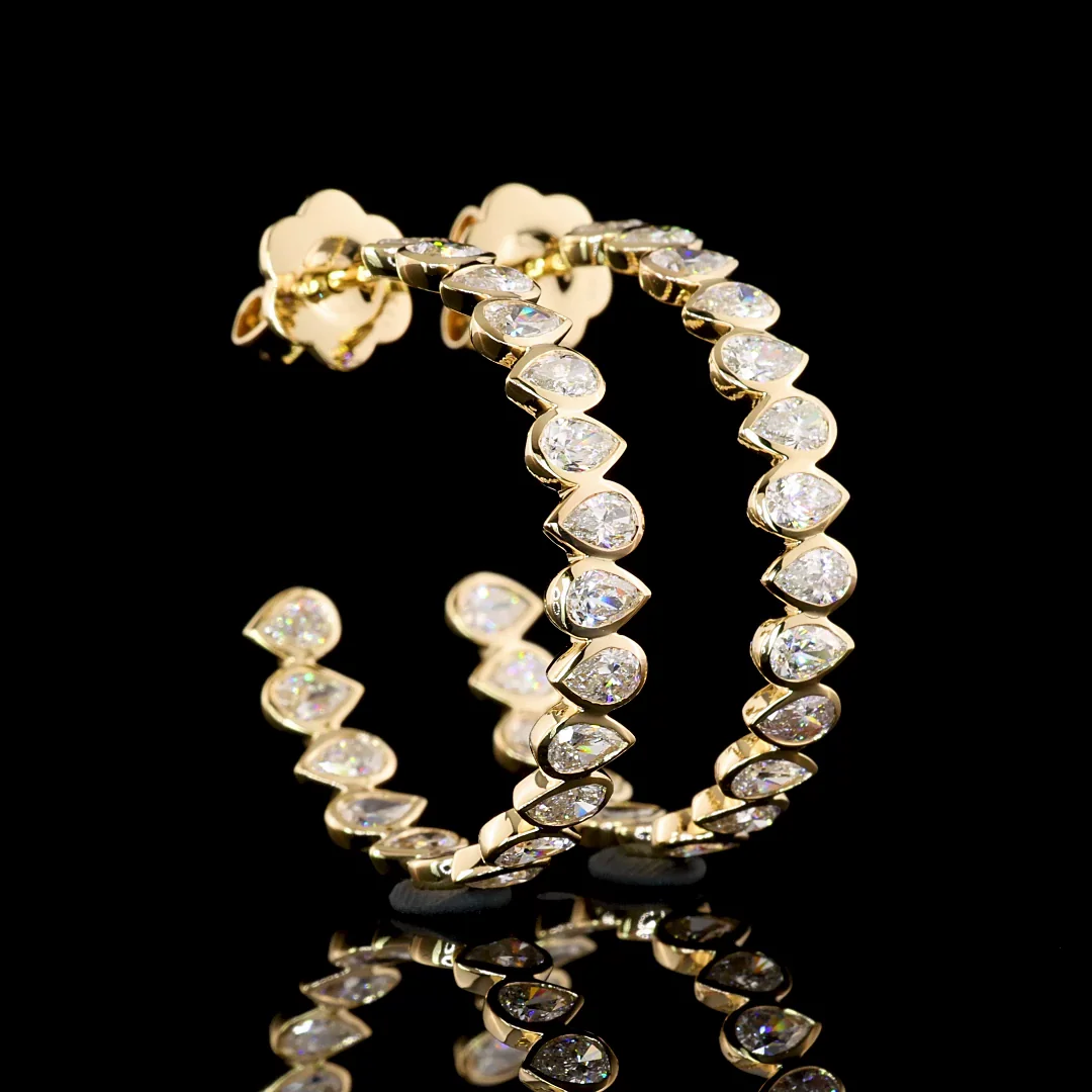 2.74 Cts 14k Yellow Gold Pear Shape C Hoops Earring - Video