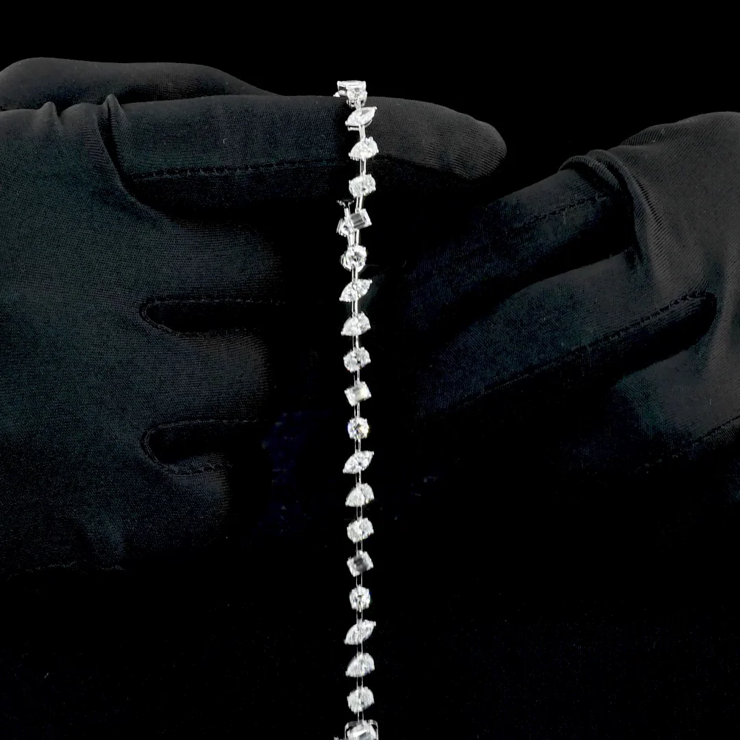 7.3 Cts 14k White Gold Mix Shape Tennis Bracelet - Image 4