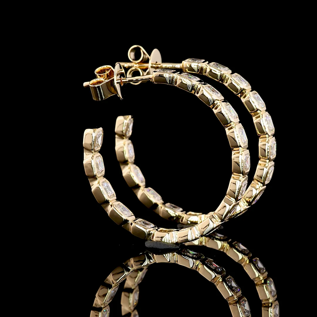 3.26 Cts 14k Yellow Gold Asscher Shape C Hoops Earring - Video