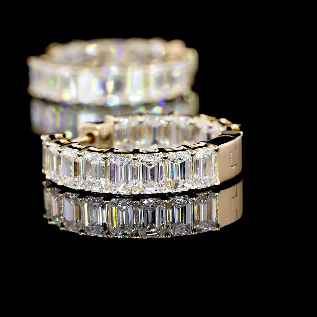 3.09 Cts 14k Yellow Gold Emerald Shape Huggies Earring - Image 3