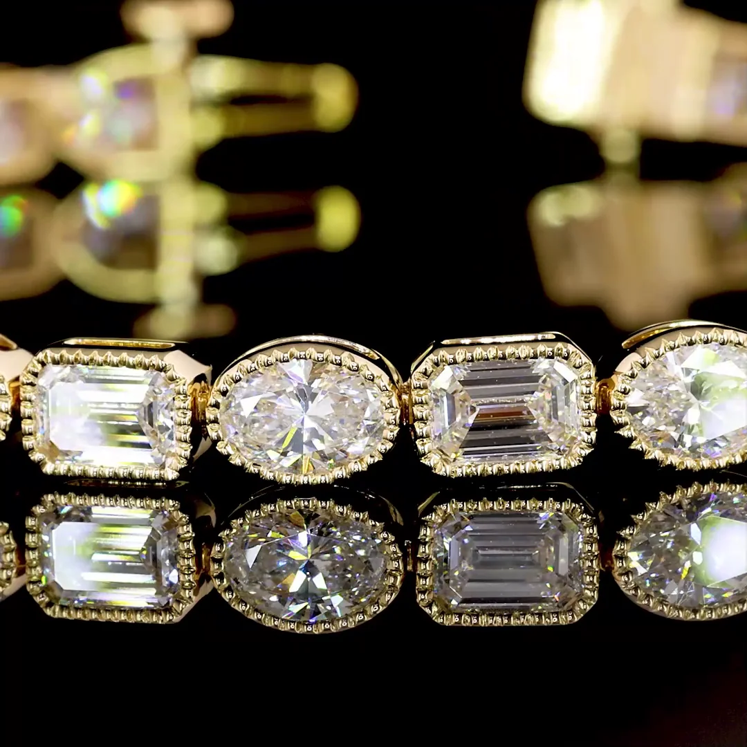 7.8 Cts 18k Yellow Gold Mix Shape Tennis Bracelet - Image 2